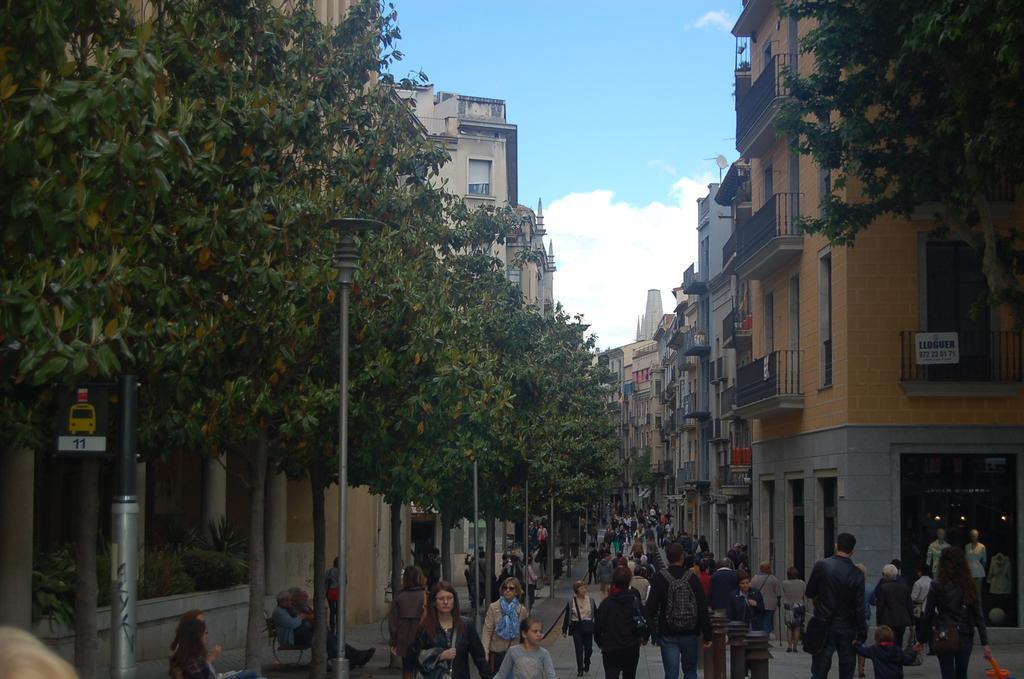 Hortes 7 Gerona Buitenkant foto
